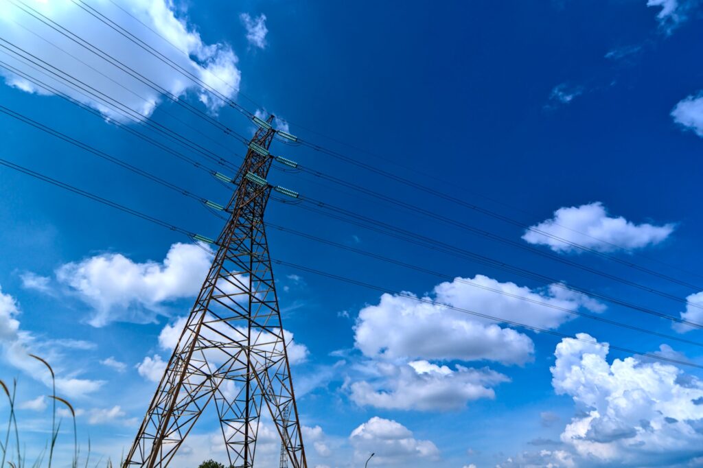How to achieve electrical safety in overhead power lines
