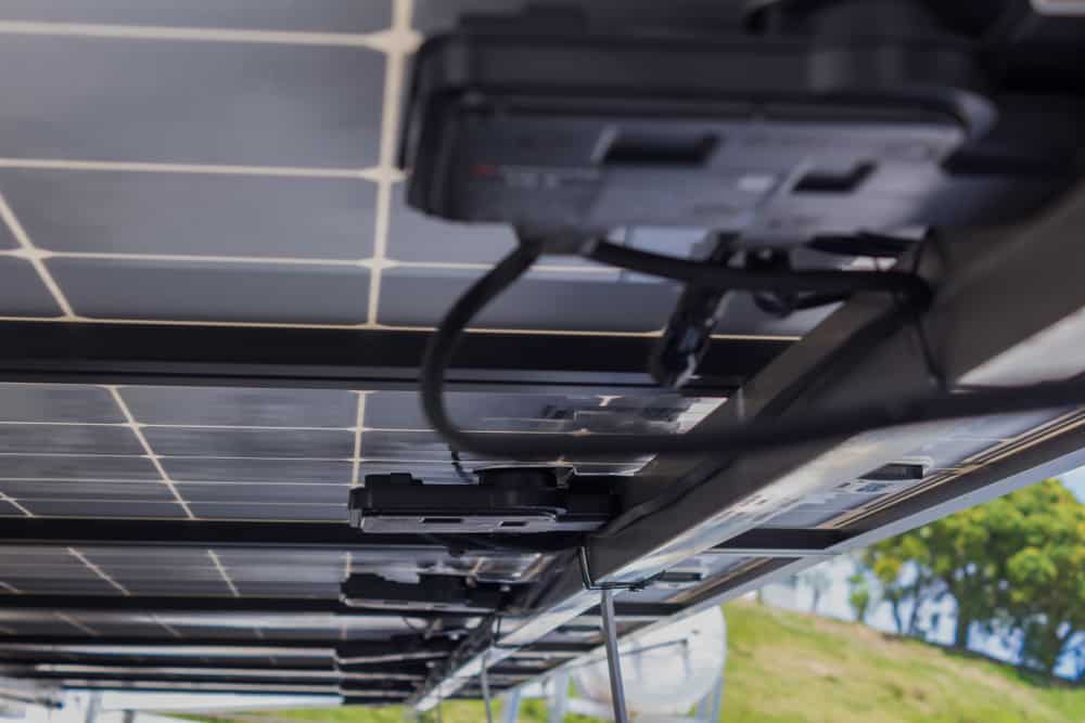 microinverters optimize the output of solar panels