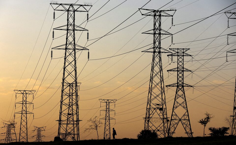 Overhead lines upgraded to support renewable energy