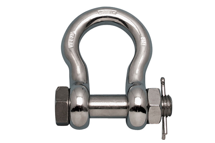 Anchor shackle transfer tensile loads between equipment