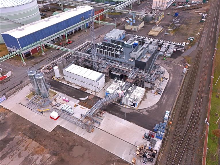 Large-scale e-fuel production facility