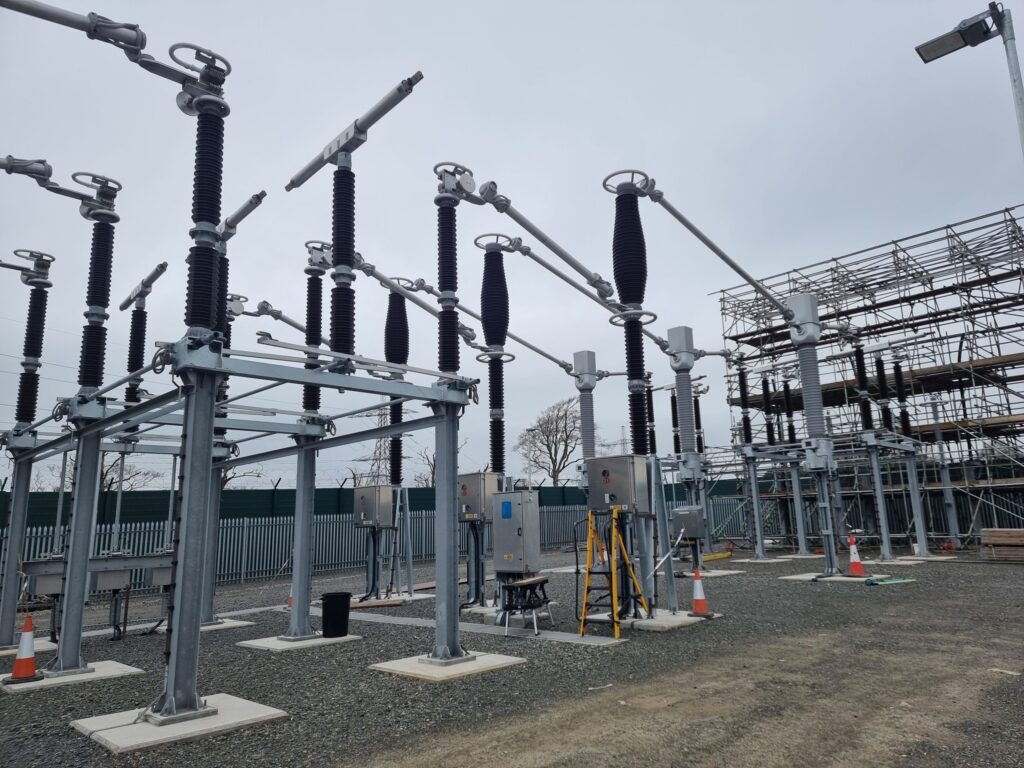 Switchgear integrated with BESS
